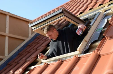 Pose de fenêtres de toit Velux à la Rixouse